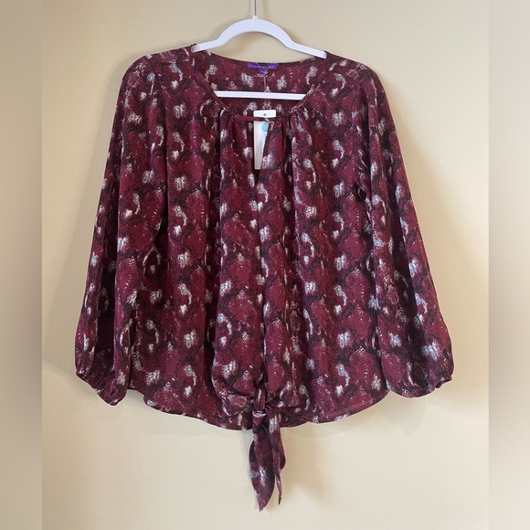 WEST KEI Tie front blouse - Picture 2 of 6